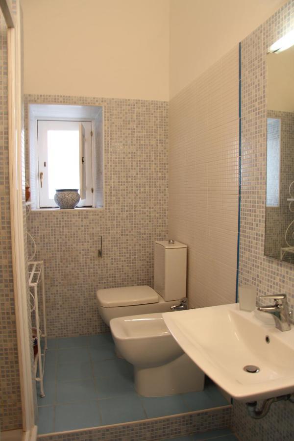 Casa Vacanza Icaros, Ortigia Hictoric Center, 200 Mt From The Beach Syracuse Ngoại thất bức ảnh