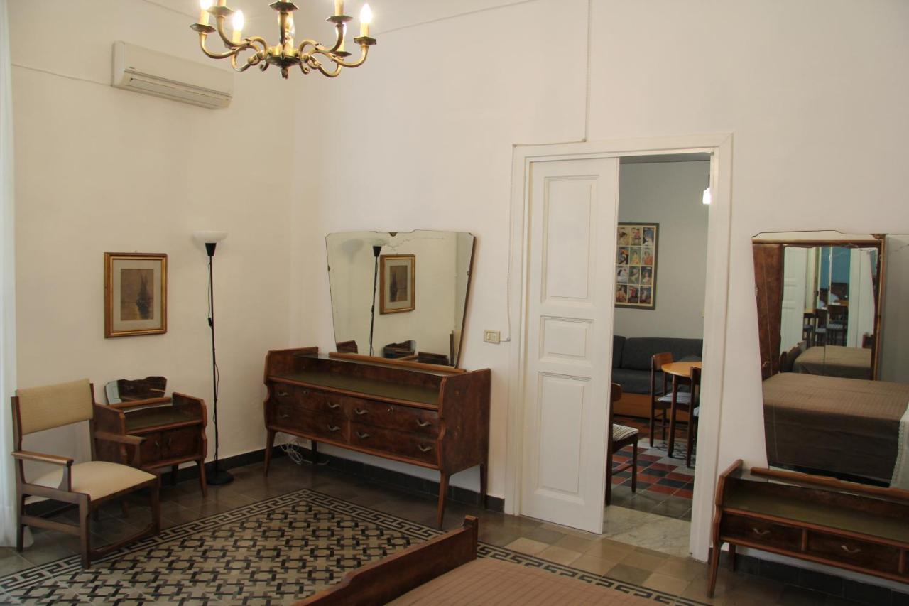Casa Vacanza Icaros, Ortigia Hictoric Center, 200 Mt From The Beach Syracuse Ngoại thất bức ảnh