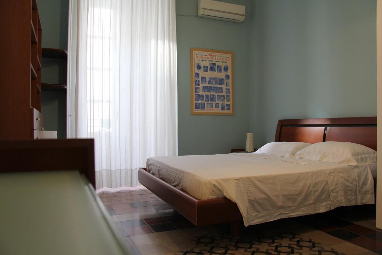Casa Vacanza Icaros, Ortigia Hictoric Center, 200 Mt From The Beach Syracuse Ngoại thất bức ảnh
