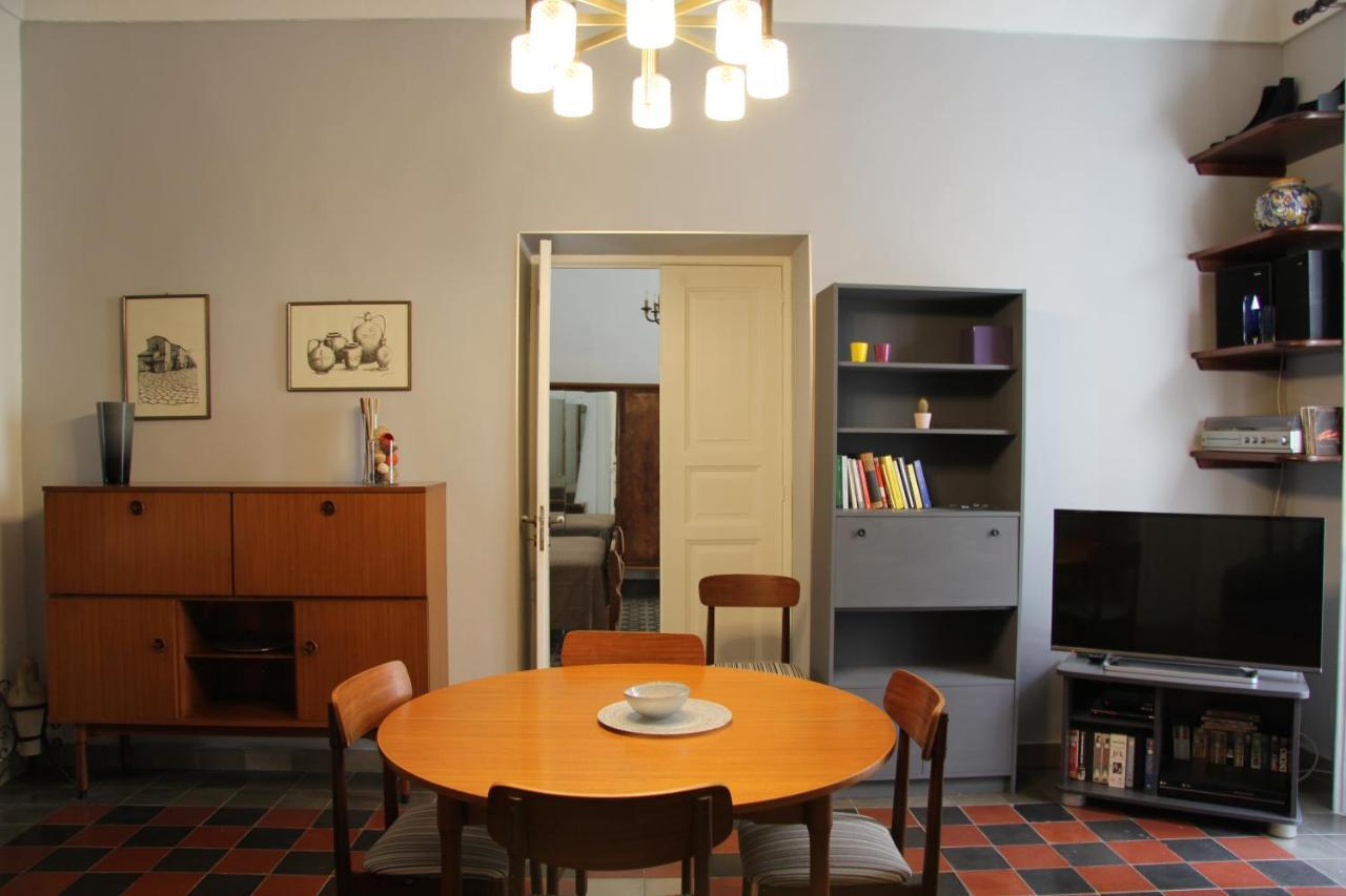 Casa Vacanza Icaros, Ortigia Hictoric Center, 200 Mt From The Beach Syracuse Ngoại thất bức ảnh