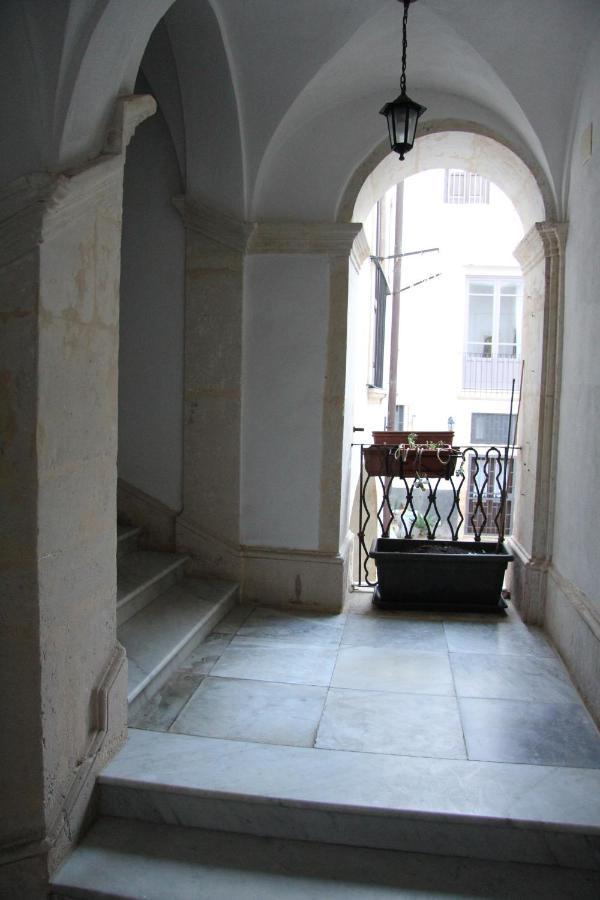 Casa Vacanza Icaros, Ortigia Hictoric Center, 200 Mt From The Beach Syracuse Ngoại thất bức ảnh