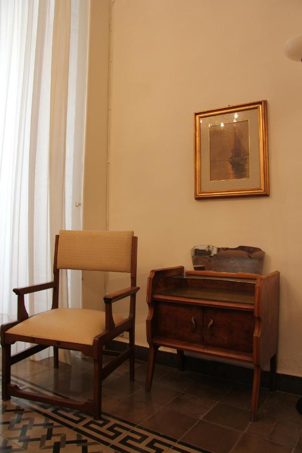 Casa Vacanza Icaros, Ortigia Hictoric Center, 200 Mt From The Beach Syracuse Ngoại thất bức ảnh