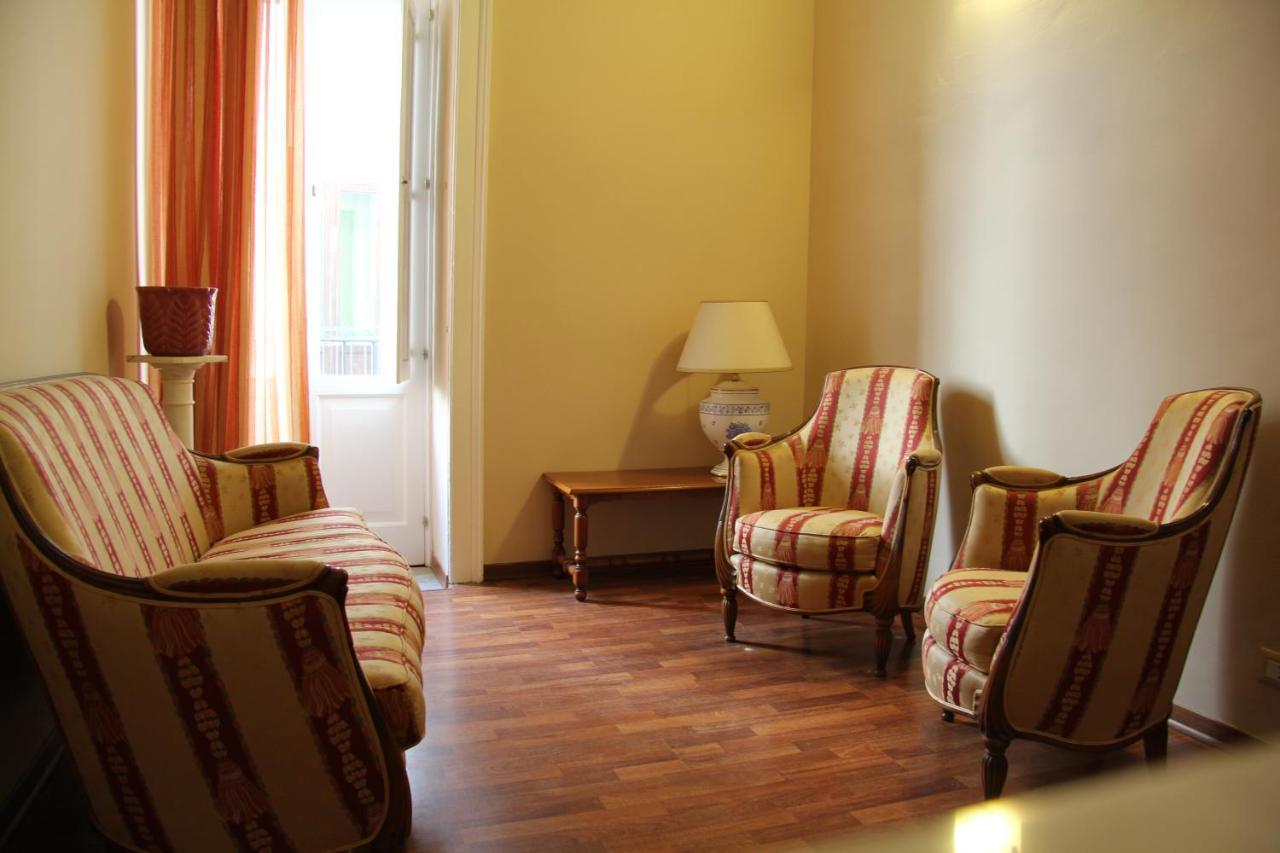 Casa Vacanza Icaros, Ortigia Hictoric Center, 200 Mt From The Beach Syracuse Ngoại thất bức ảnh
